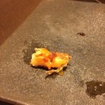 鮓 きずな - ボタンエビの頭を焼いてくれました。激うみゃい