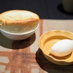 日本料理 楮山 - 酒粕のスフレとアイス
