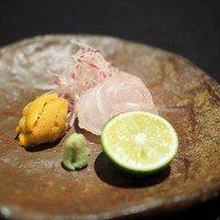 日本料理 楮山 - お造り　平目　雲丹
                