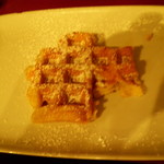 DANDOY - リェージュワッフル（食べかけ）