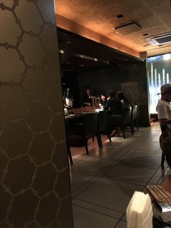 Okan - 店内