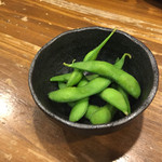 肝どん 朝まで屋・道頓堀店 - お通しの枝豆