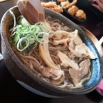 そば処 ひろ - 肉そば冷680円／28年2月6日