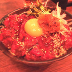 馬の串ん - ユッケ丼