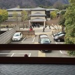 うなぎ屋 廣川 - 席から見えるオリックスの保養所