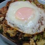 はちのこ食堂 - スタミナどんぶり　630円