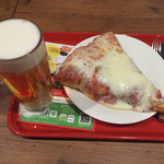 PIZZERIA SPONTINI - マルゲリータ830円生ビール550円
