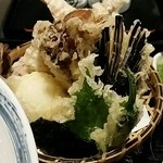 讃岐うどん 白庵 - 揚げ立て天ぷら！