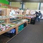 尾瀬市場 - 店内