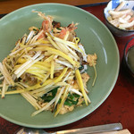 大陸どんぶり - 黄ニラ丼