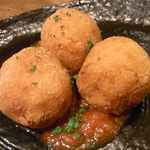 なかむら屋 - トマトとモッツァレラのライスコロッケ￥６００