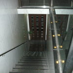Peshawaru - 入口ドアに続く階段