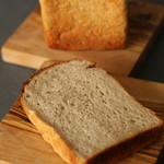 エコモ ベーカリー ヨコハマ モトマチ - キタノカオリ食パン　500円