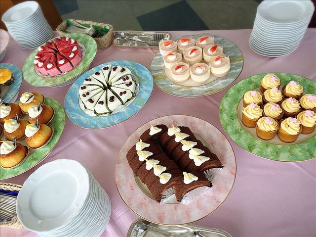 冬季限定 ケーキバイキング ちょこっとランチ16 By 甘子 蒜山酪農農協ひるぜんジャージーランド 久世 西洋各国料理 その他 食べログ 冬季限定 ケーキバイキング ちょこっとランチ16 By 甘子 蒜山酪農農協ひるぜんジャージーランド 久世 西洋各国料理 その他 食べログ