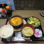 養老乃瀧 - 石焼チゲ豆腐定食