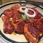 焼肉 手打ちそば 栄養亭 - 上ランチセットのお肉(カルビ+ロース)【料理】 