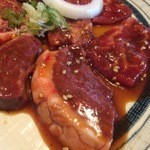 焼肉 手打ちそば 栄養亭 - 生ロースアップ【料理】 