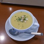 Paku Kafe - あったかコーンスープ300円
