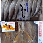高田屋　嘉兵衛 - ◆鰯（8尾・280円）、鯵みりん（4尾・432円）・・どちらも焼いてお写真撮り忘れました。
鰯は普通ですが「鯵みりん」がいいお味でした。