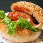 ダン ブラウン - 料理写真:2016.2 ハンバーガー（210円）