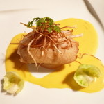 レストラン カシュカシュ - 【夕食】真鯛と山芋をサフランソースで