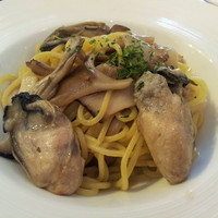 ダニエルズ - 生パスタランチ(パスタ・フォカッチャ・サラダ）840円
