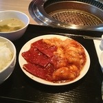 焼肉 ビーフマスター - ホルモン定食
