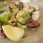 バール エ ターヴォラ カルダ ラ・ジョストラ - タコセロリマリネ