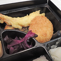 神田明神下 みやび 本店 - クリームコロッケ、海老フリッター、きんぴらごぼう、漬物