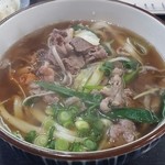 手打庵 - 肉うどん大盛