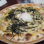 Birikenshokudou - 温泉卵ときのこのピザ