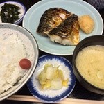 季節料理 魚竹 - さば塩焼 900円