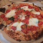 ピッツェリア キアッキェローネ