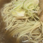 中華そば屋 伊藤 - 麺