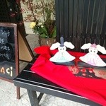 USAGI - 店内にも、沢山のウサギのお雛様が飾られてました。