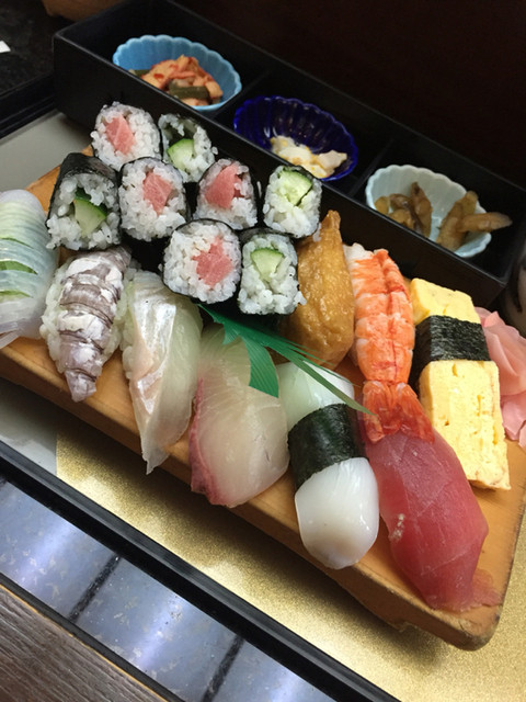 大盛りランチ1500円 By Dragon 鮨処やすし 小泉 寿司 食べログ 大盛りランチ1500円 By Dragon 鮨処やすし 小泉 寿司 食べログ