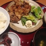 庄吉 - 鳥唐揚げ定食