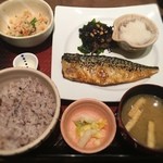 大戸屋 - 鯖の塩焼き定食