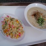 中央軒 のんのか亭 - 濃厚な味噌ラーメンと小焼めしのお得なセットです♪　８９０円