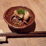 お箸BARおれお - 付きだし（鶏の肝煮）