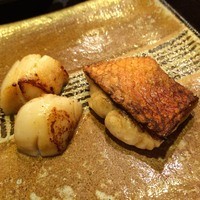 鉄板焼 護佐丸 - 護佐丸(ホタテ、アカマチ)