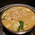 博多もつ鍋 やま中 - ＊追加：モツ（野菜・豆腐付き） 一人前 ￥1,500＊