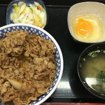 Yoshinoya - 牛丼特盛 Bセット+生たまご 870円