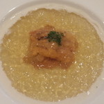 北島亭 - 生うにのコンソメゼリー