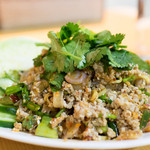 クルワ・プリックタイ - ラープ・ムー