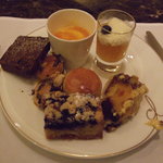 ザ・ペニンシュラ ブティック＆カフェ - 