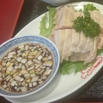 中華菜館 紅宝石 - 蒸し鶏(ハーフ)