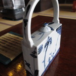 そば処 三百坊 - 素敵なつゆ入れ。