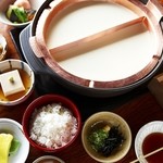 清水 順正 おかべ家