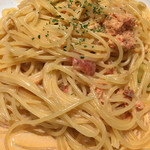 ワインバル ハレソラ - ズワイガニとアボカドのクリームソース